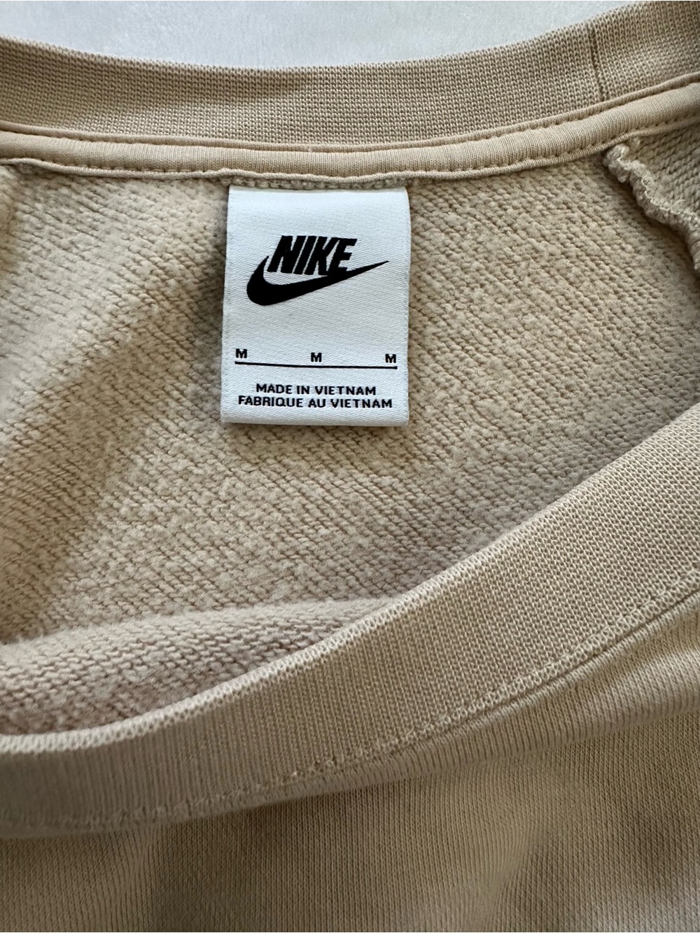 Nike Women's Crewneck Sweatshirt in Light Beige with White Logo - Picture 3 of 3